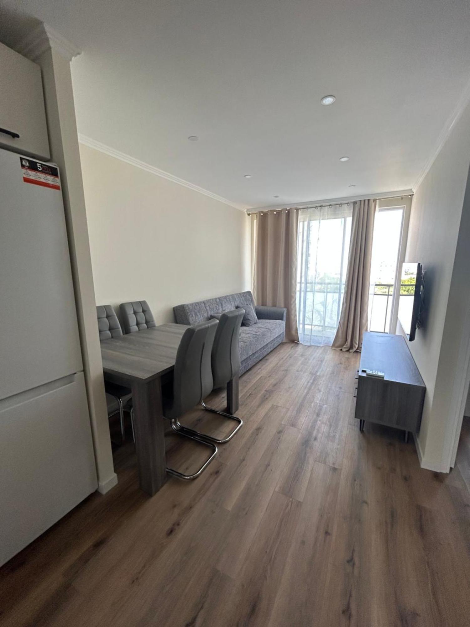 Apartamento Plage, Stade Et Parking Prive Dans La *