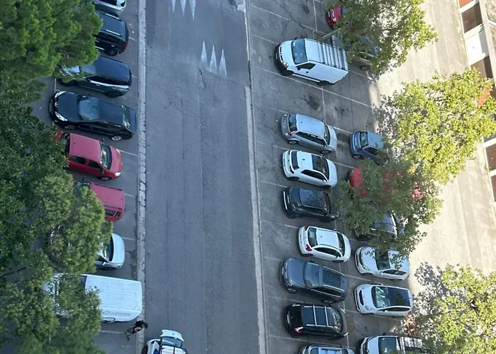 Plage, Stade Et Parking Prive Dans La Residence